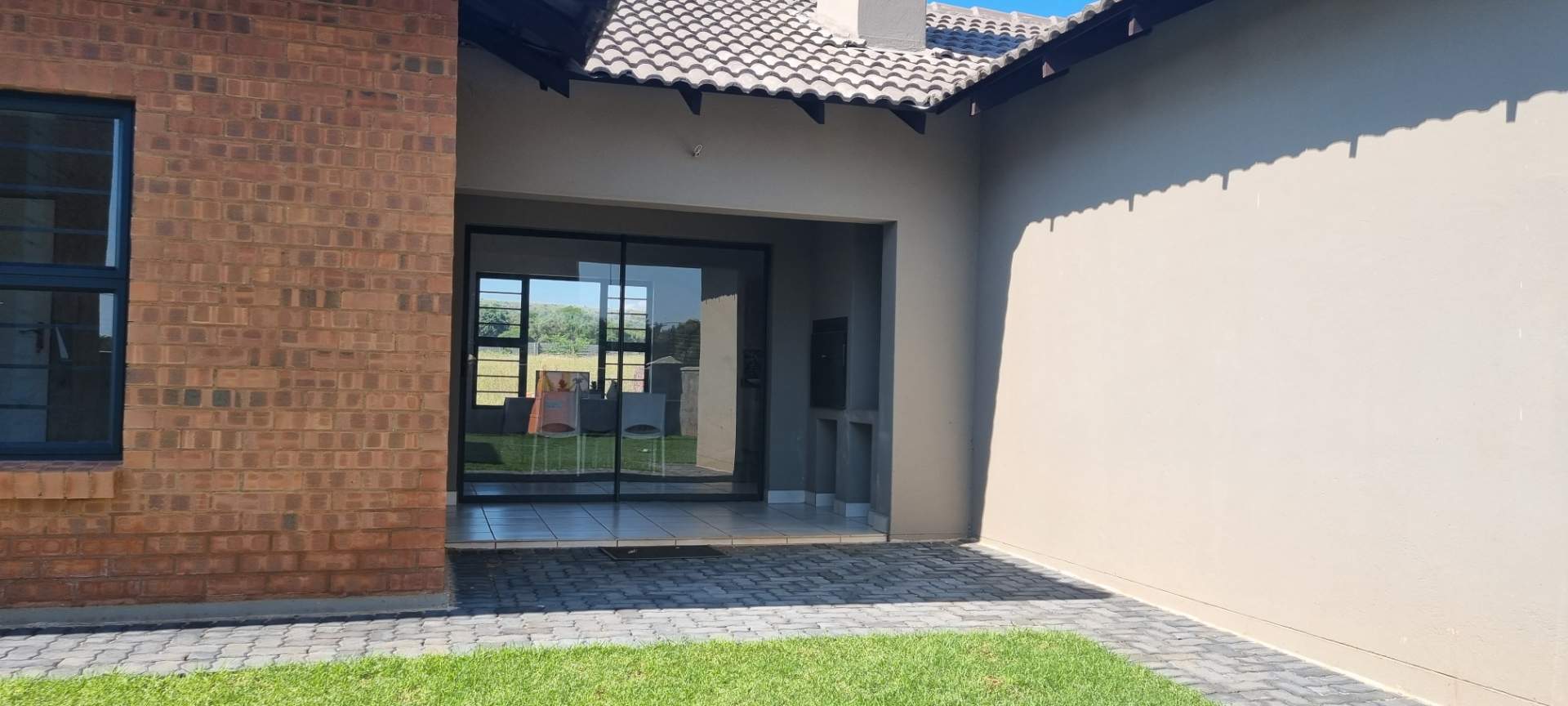 3 Bedroom  Townhouse for Sale in Pretoria - Gauteng