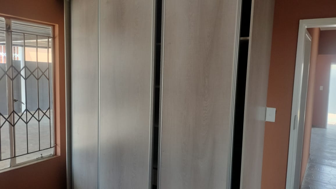 342237367.jpg