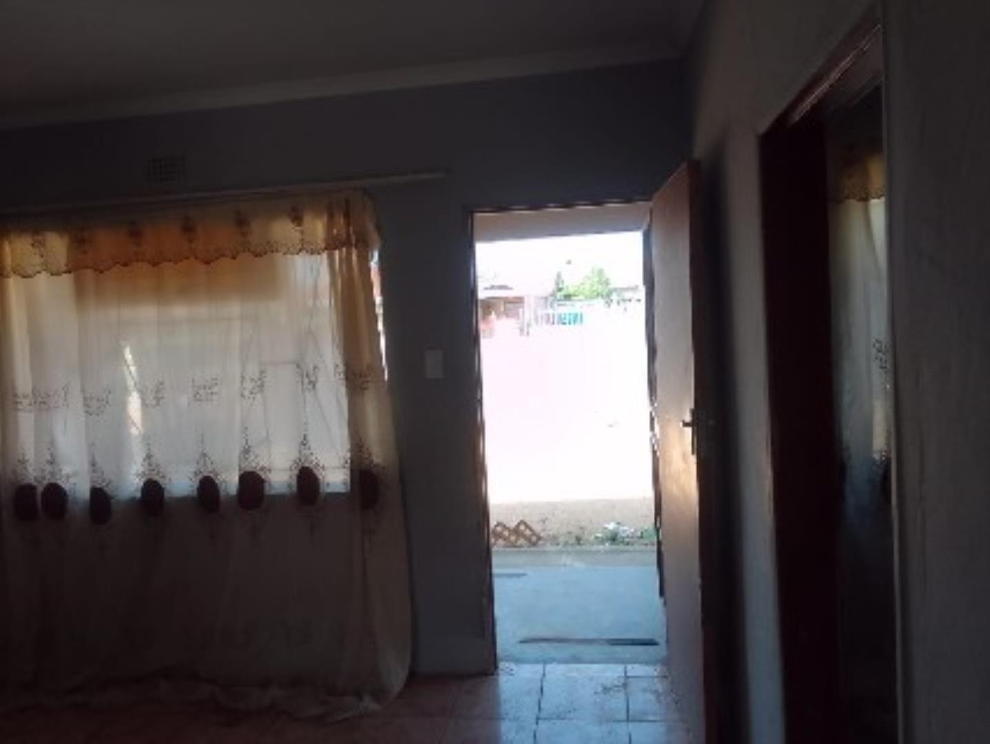 769307_271.jpg