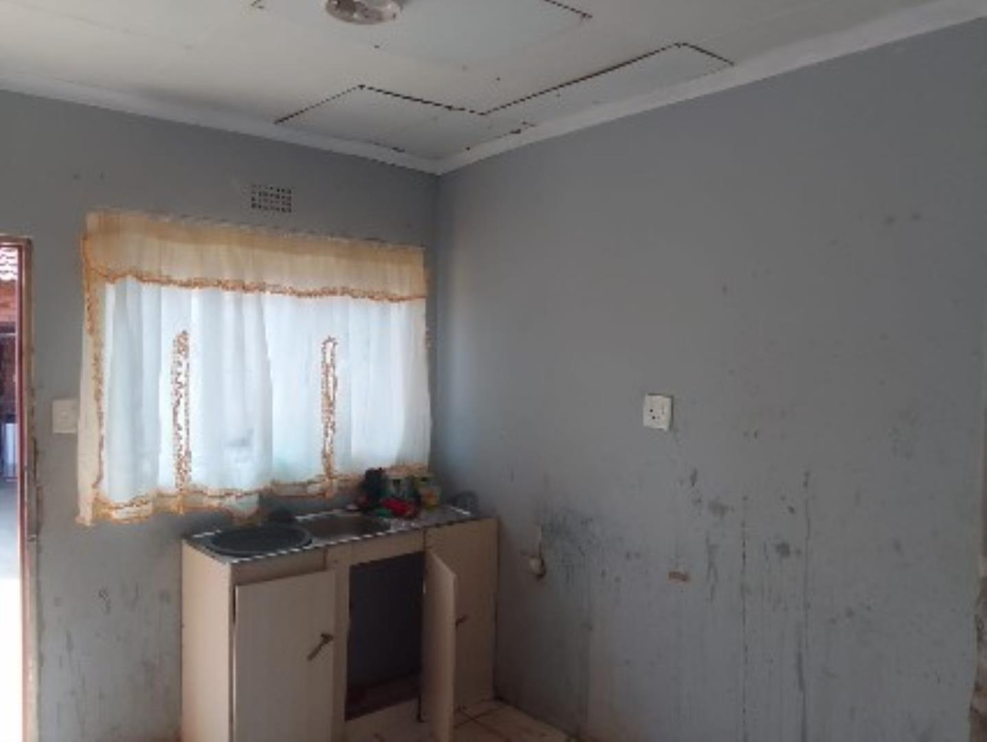 769307_273.jpg