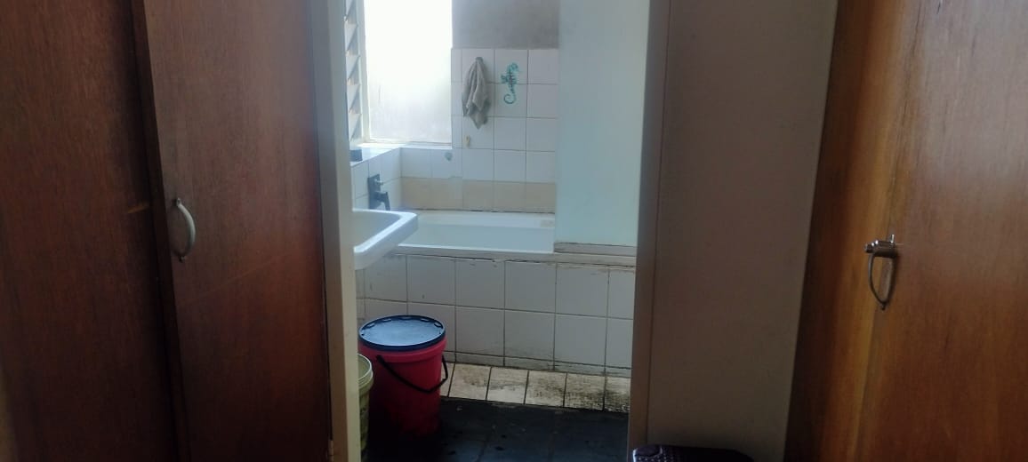 342372504.jpg