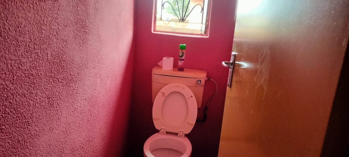 353914493.jpg