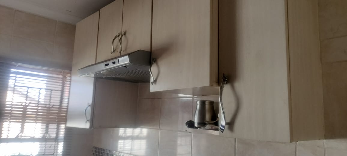 359502313.jpg