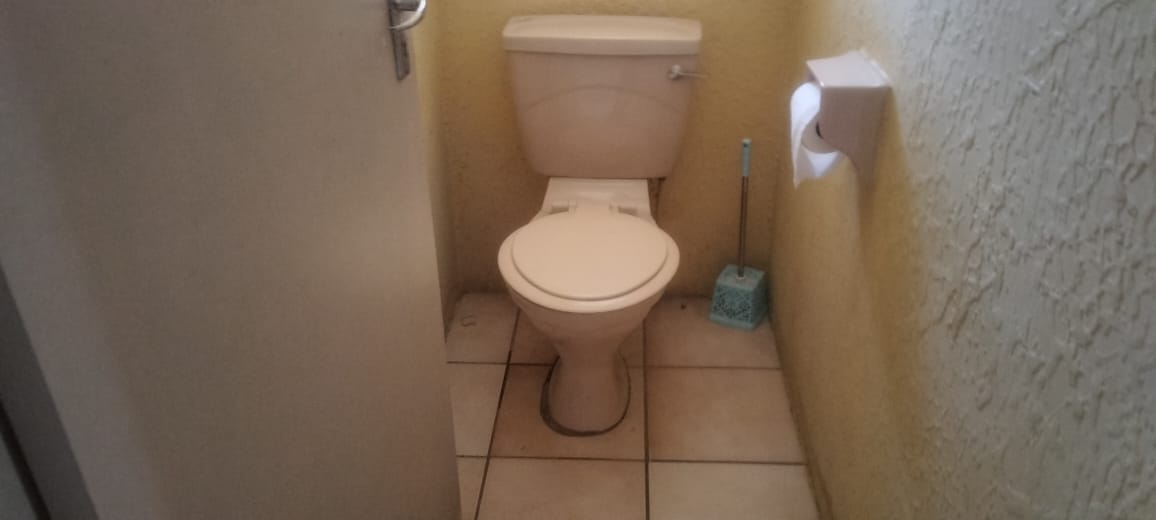 359502318.jpg
