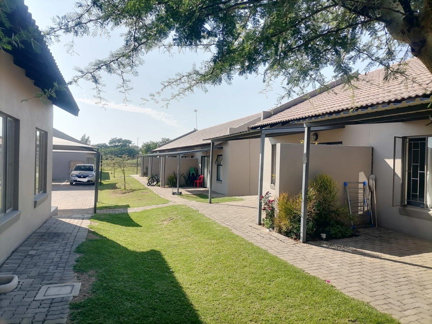 2 Bedroom Townhouse for Sale - Gauteng