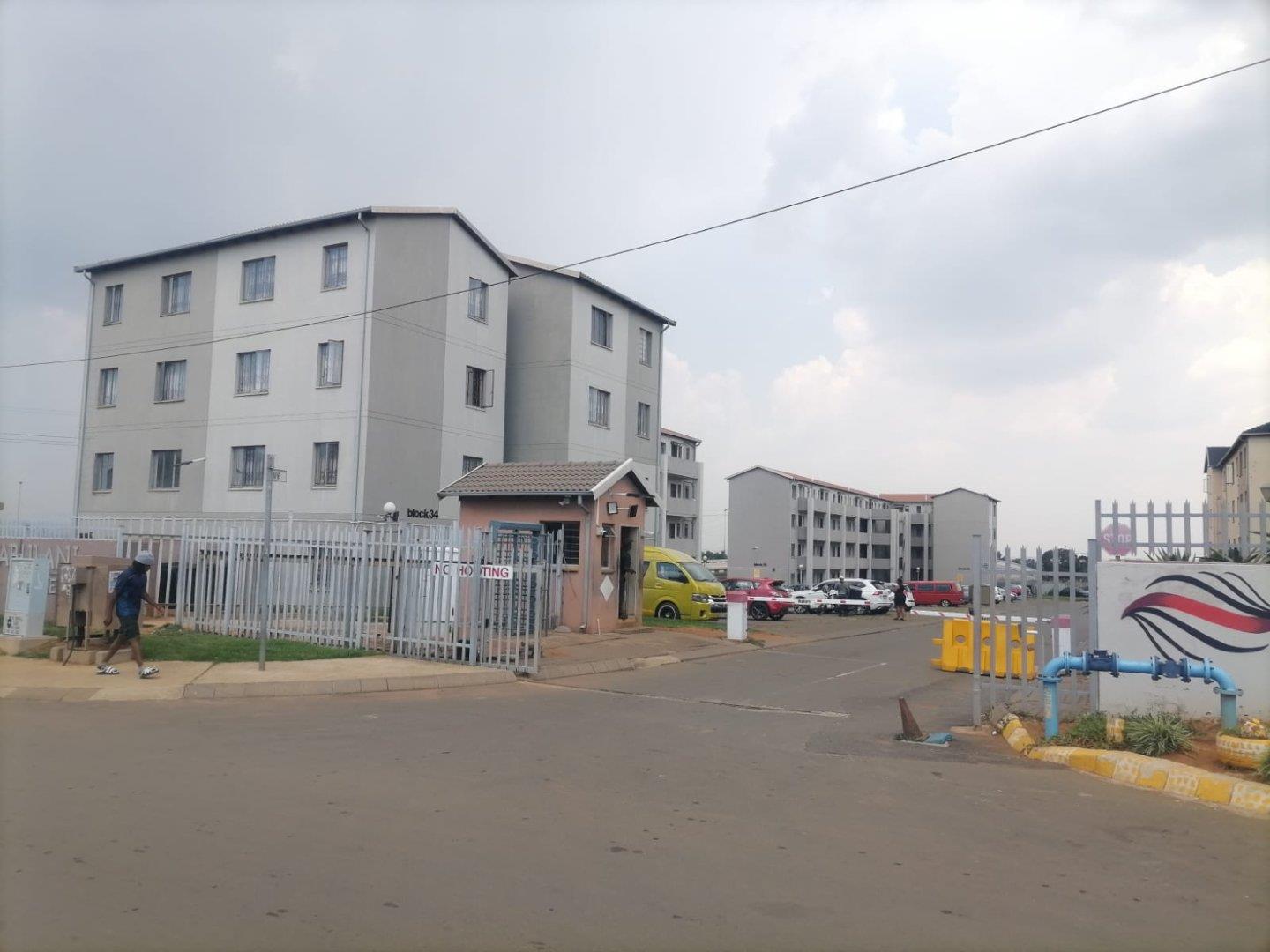 2 Bedroom Apartment for Sale - Gauteng