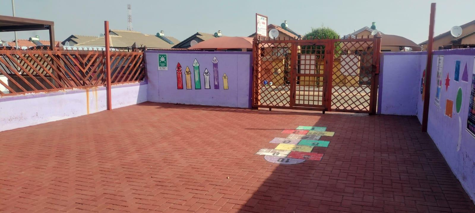 380338571.jpg