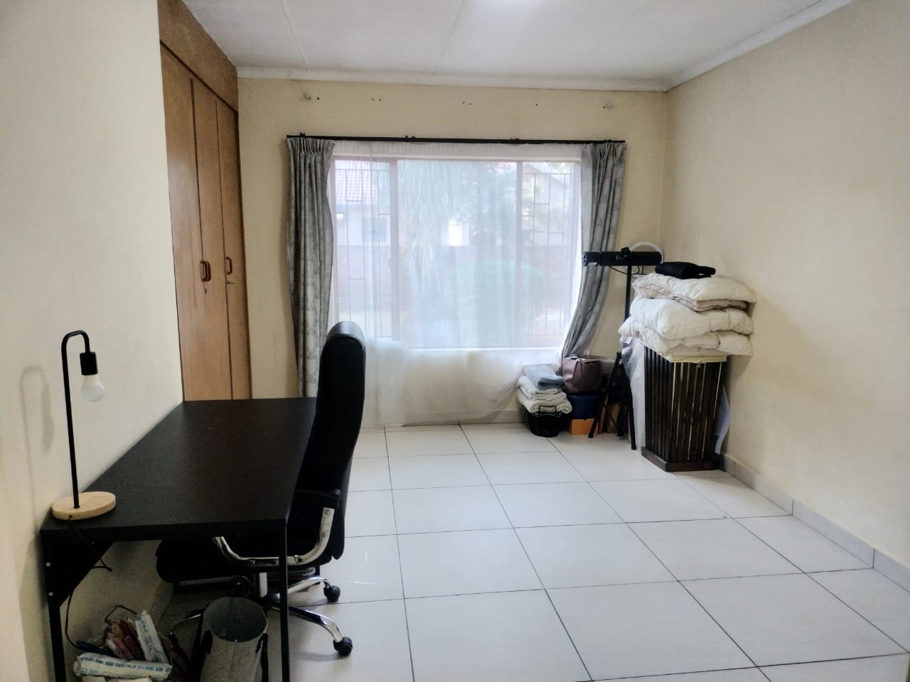 380767970.jpg