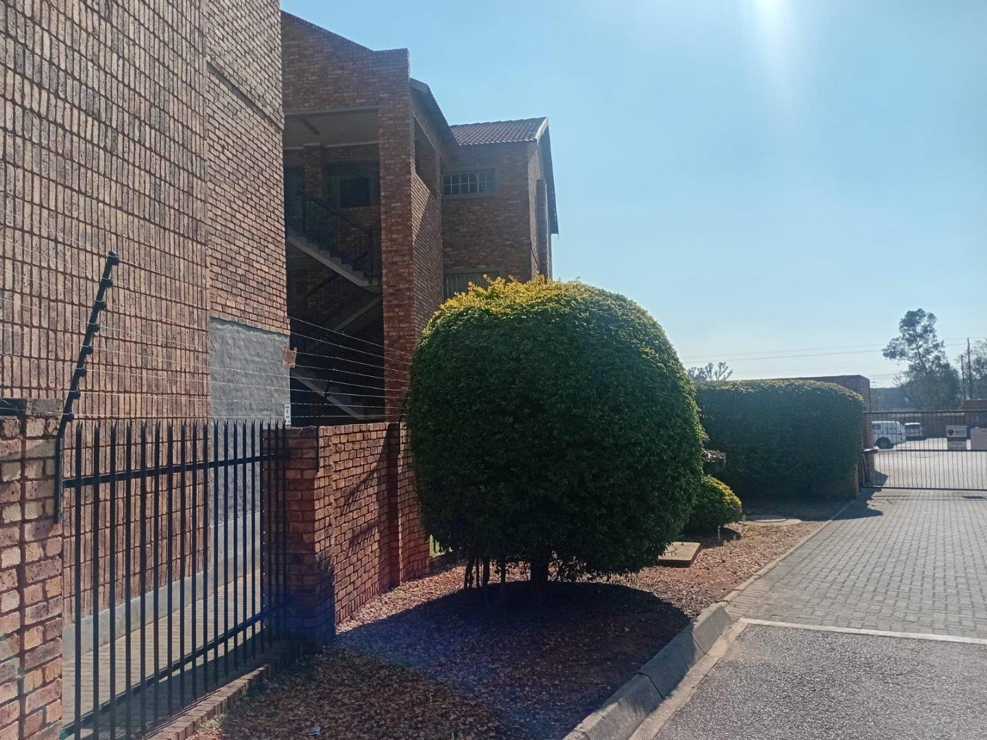 2 Bedroom Apartment for Sale - Gauteng