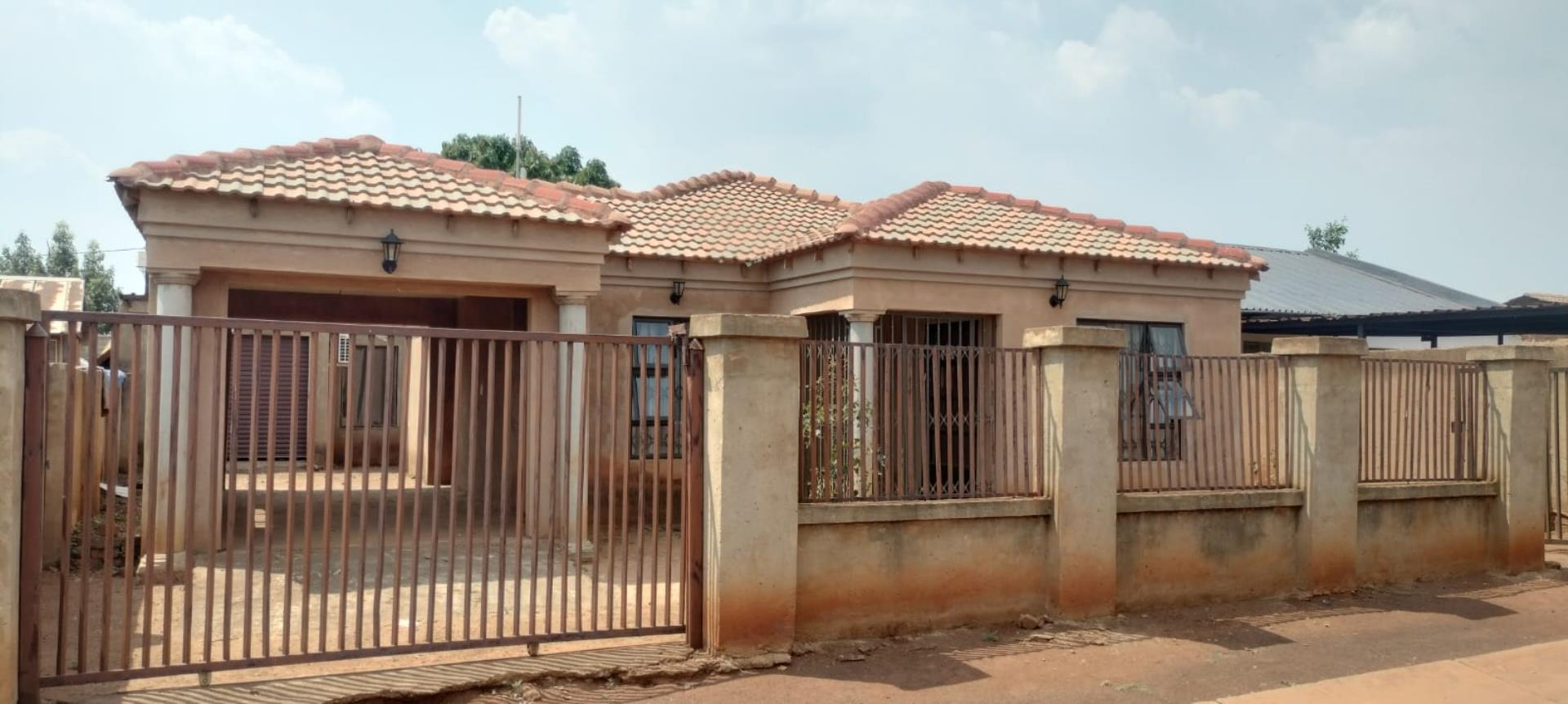4 Bedroom House for Sale - Gauteng